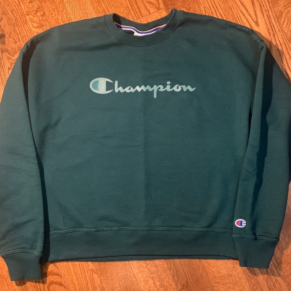 Womens Small Champion Authentic Athletic Wear Crew Neck Logo Sweatshirt Pullover